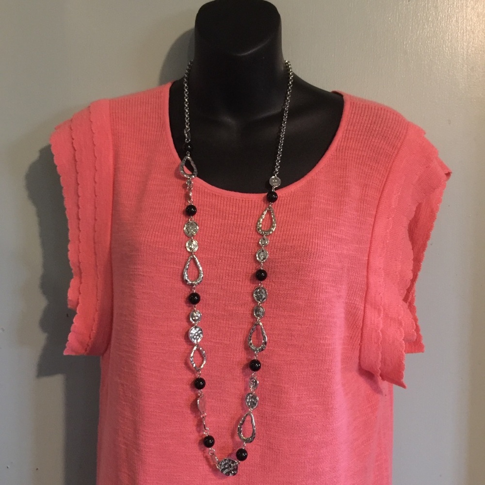 Cato necklace and earring set